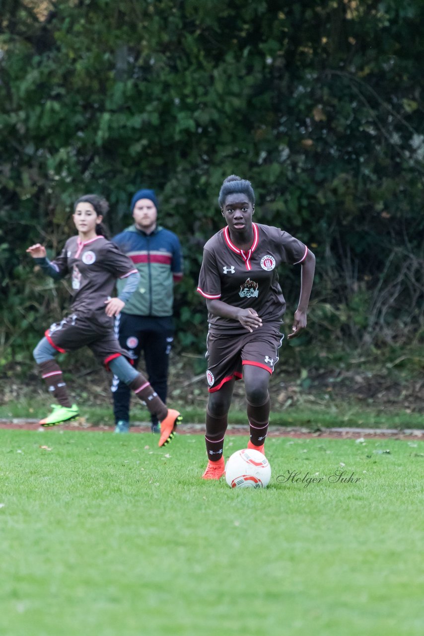 Bild 63 - C-Juniorinnen Halstenbek-Rellingen - St.Pauli : Ergebnis: 0:5